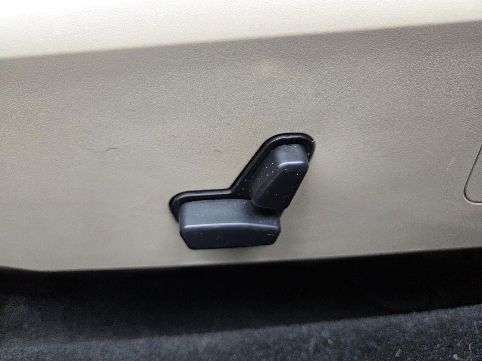 2013 Dodge Avenger SE V6