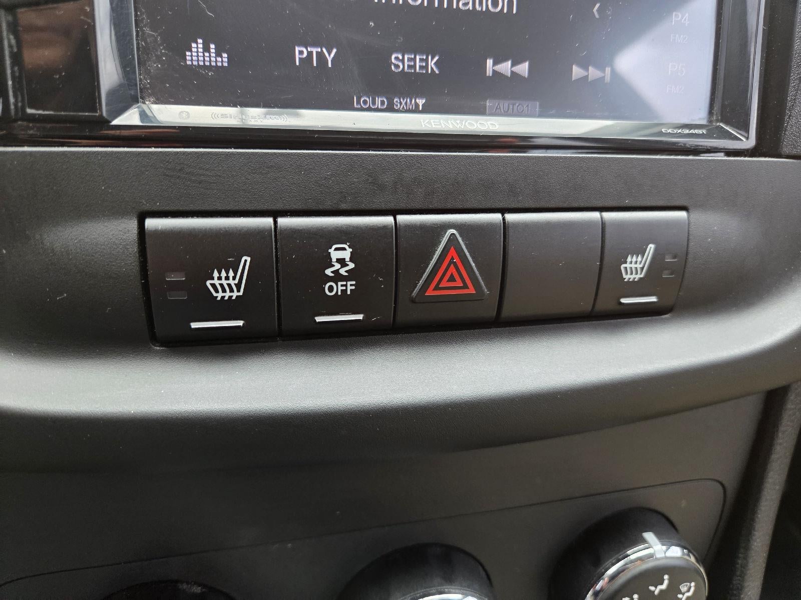 2013 Dodge Avenger SE V6