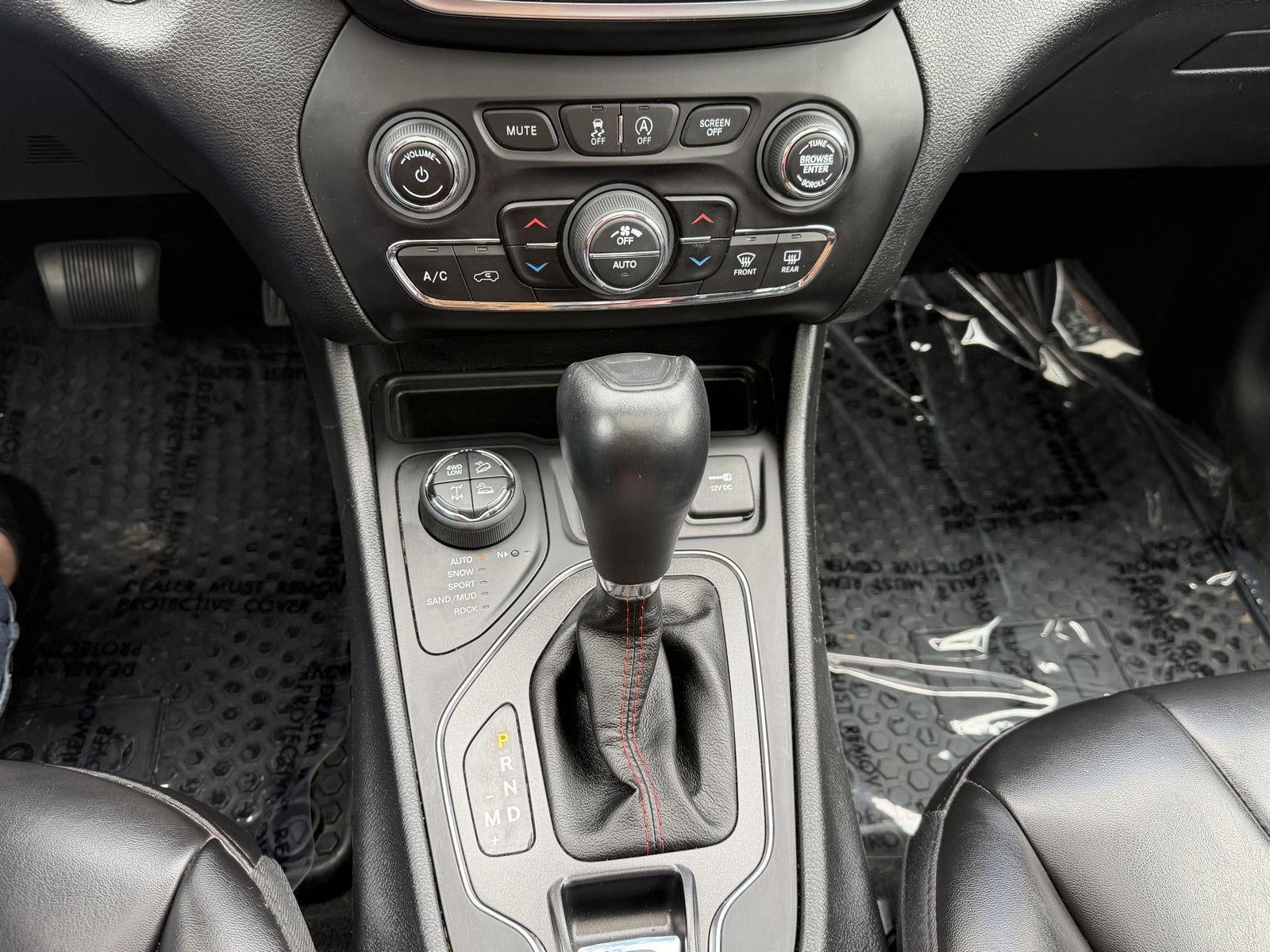 2020 Jeep Cherokee Trailhawk