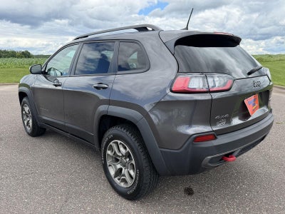 2020 Jeep Cherokee Trailhawk