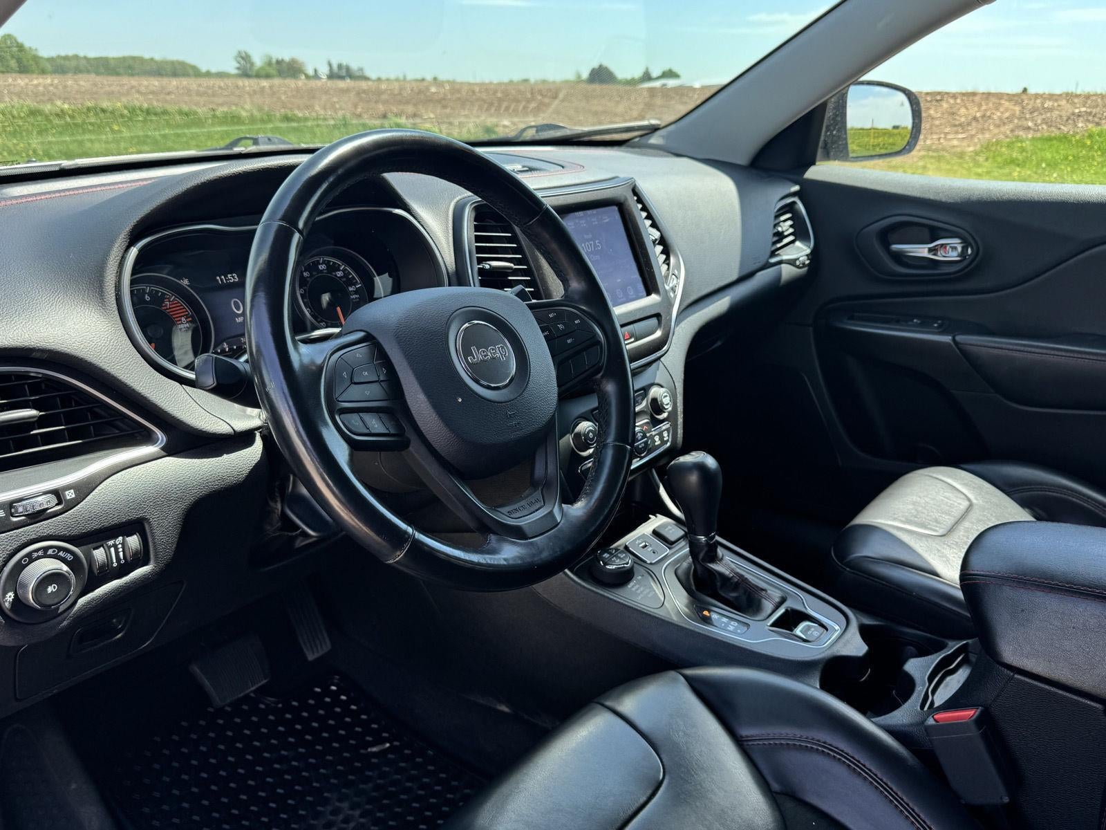 2019 Jeep Cherokee Trailhawk