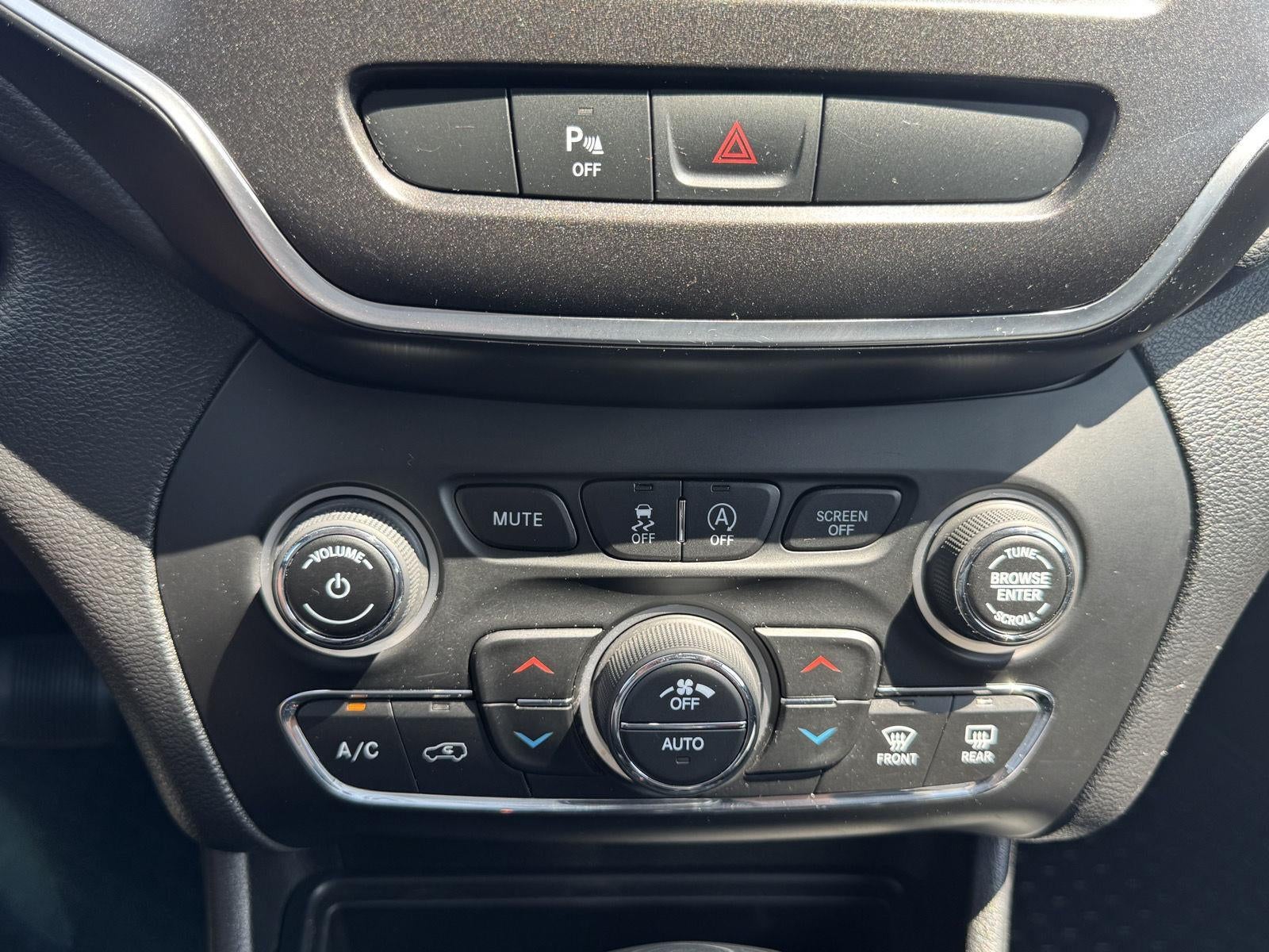 2019 Jeep Cherokee Trailhawk