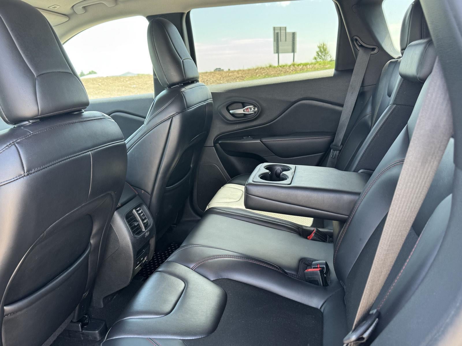 2019 Jeep Cherokee Trailhawk