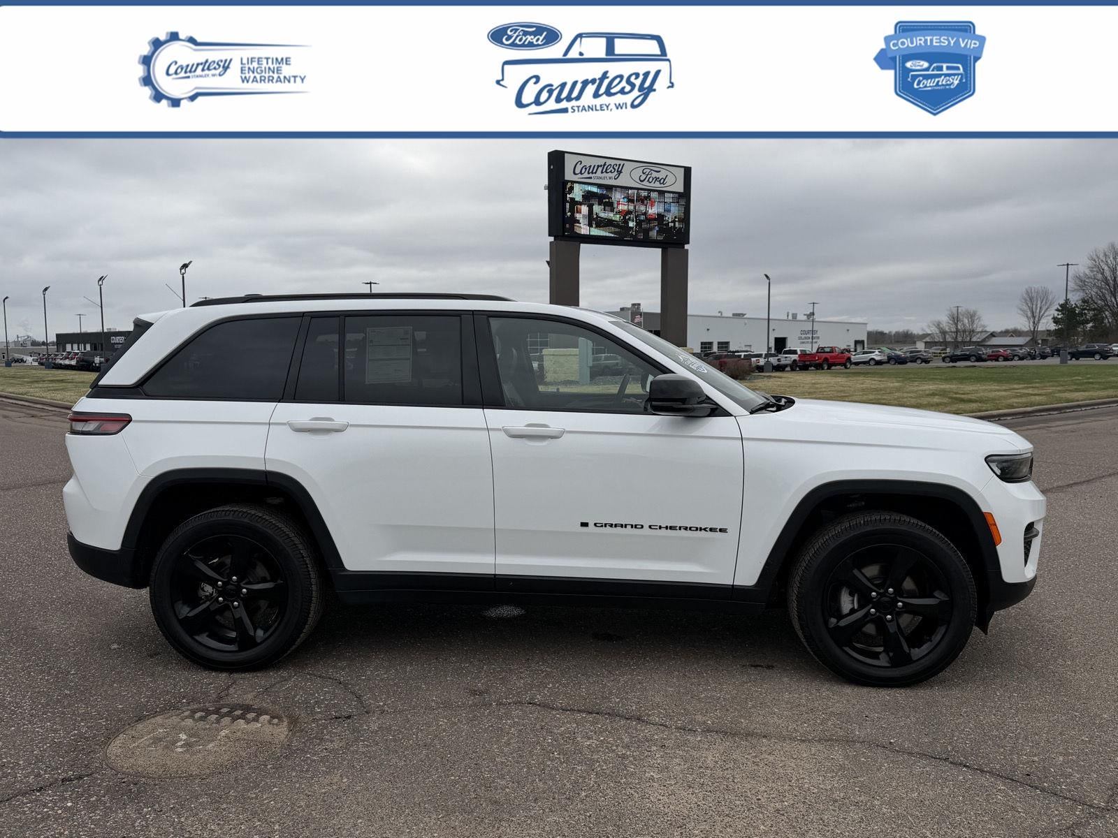 2023 Jeep Grand Cherokee Altitude