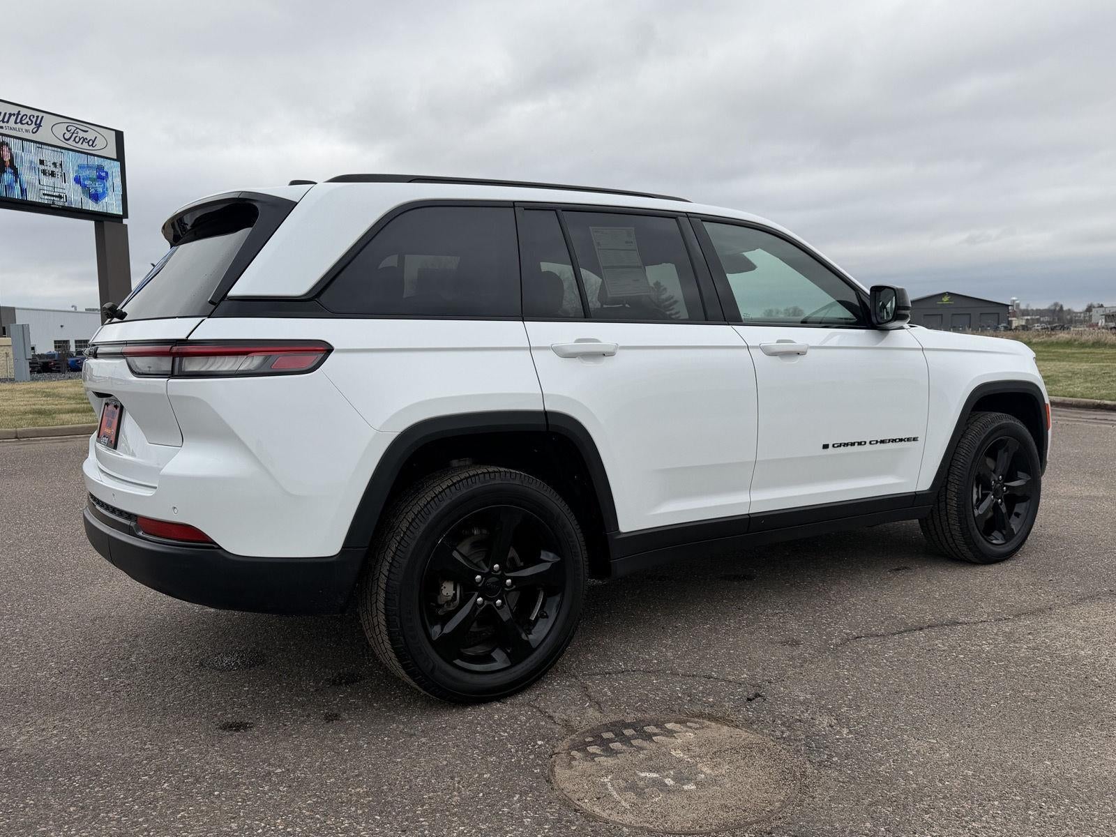 2023 Jeep Grand Cherokee Altitude
