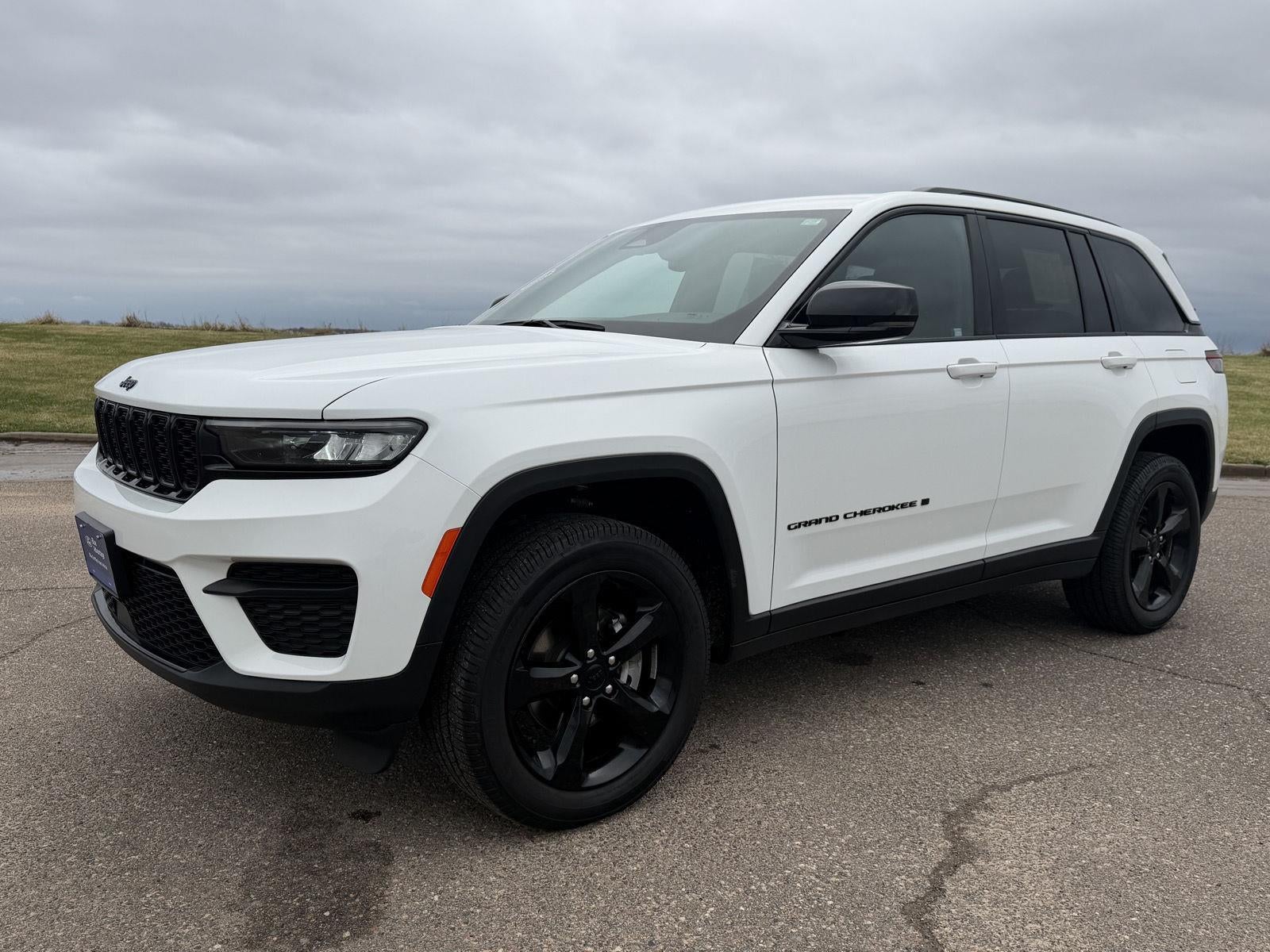 2023 Jeep Grand Cherokee Altitude