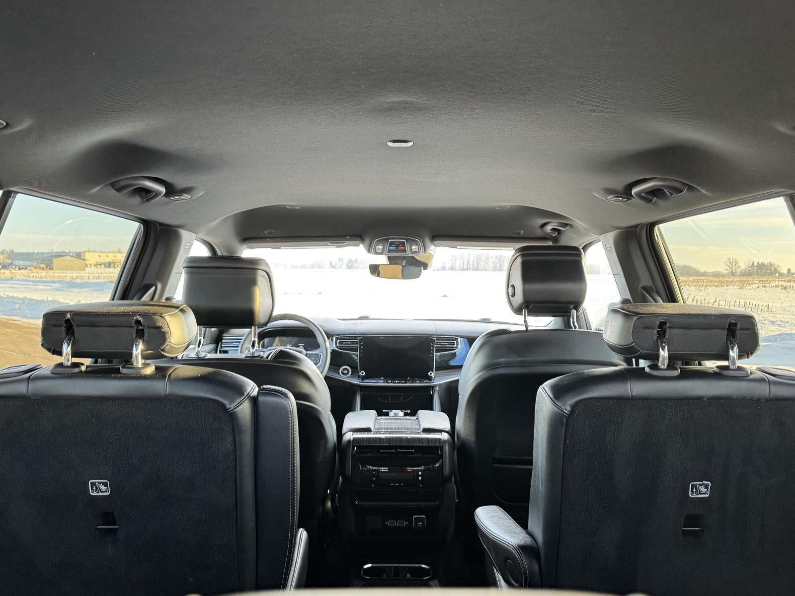 2022 Jeep Wagoneer Series III