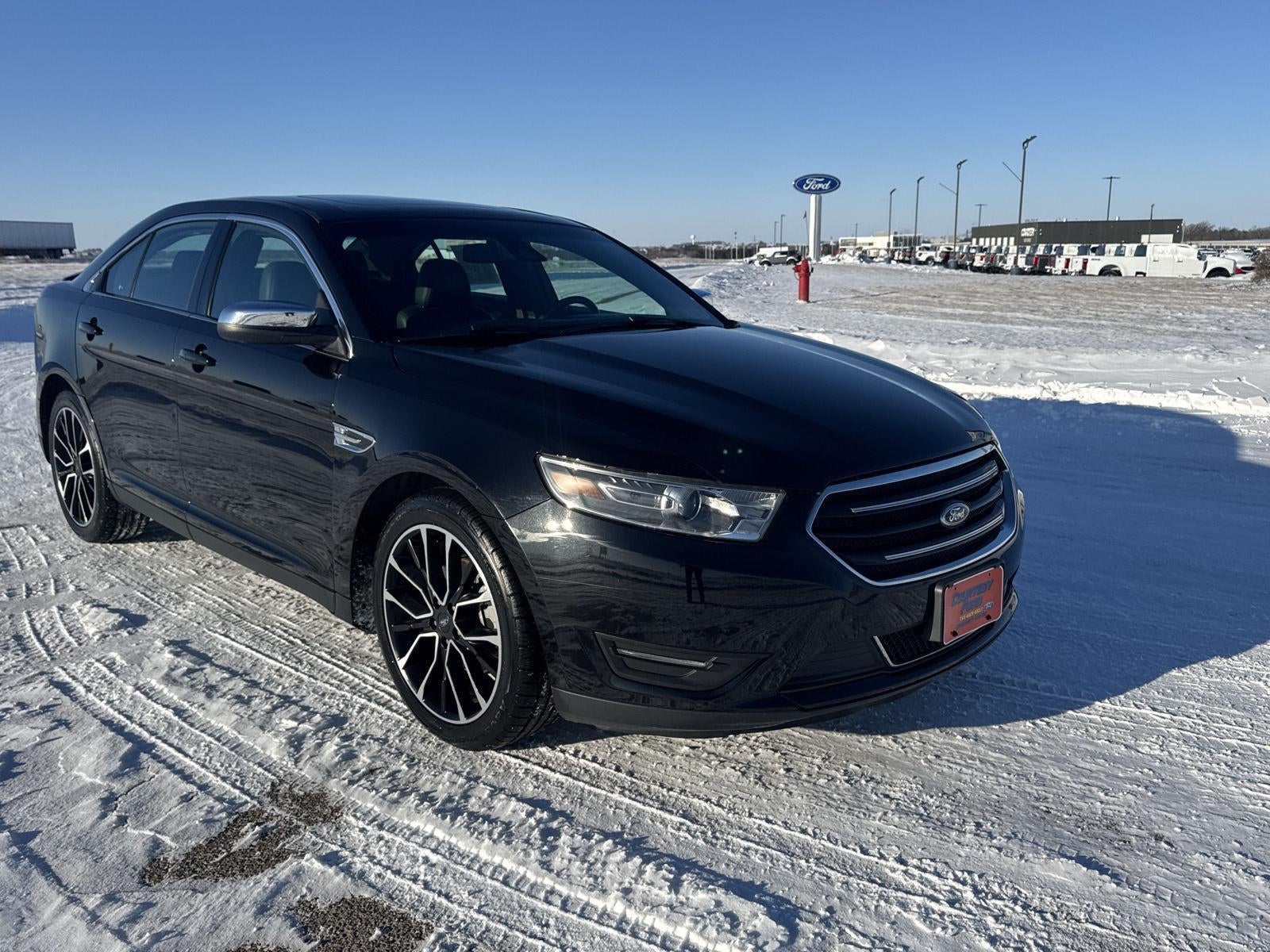 2019 Ford Taurus Limited