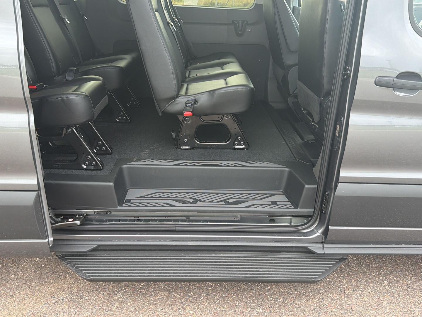 2027 Ford Transit Passenger Wagon XL