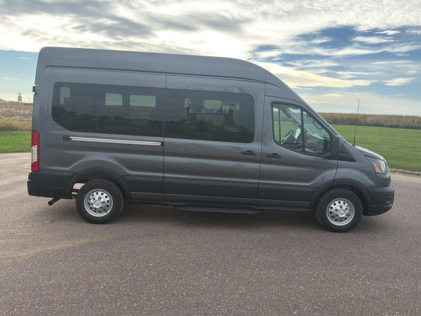 2027 Ford Transit Passenger Wagon XL