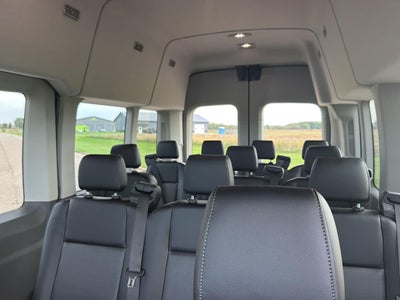 2027 Ford Transit Passenger Wagon XL