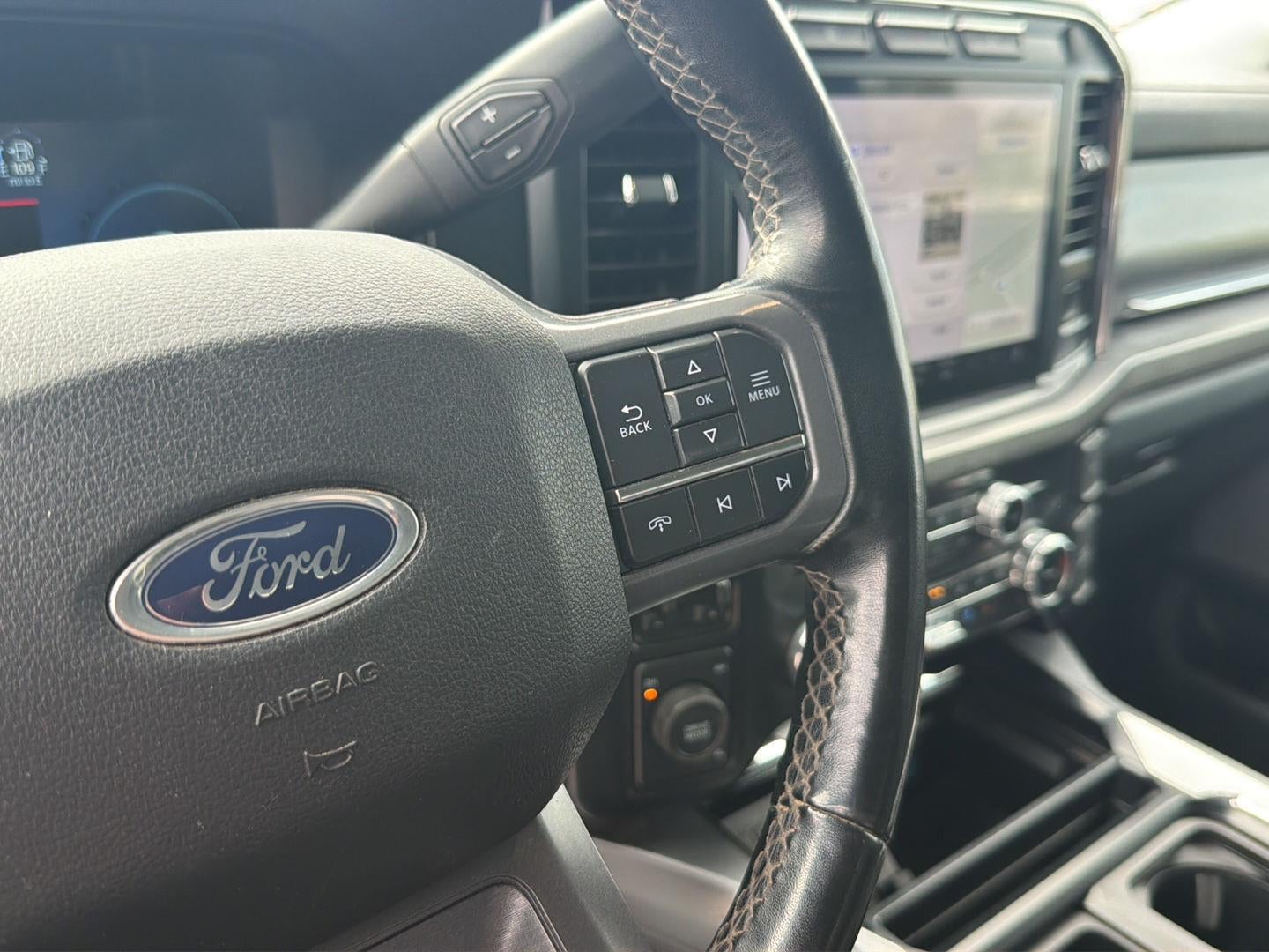2023 Ford Super Duty F-550 DRW LARIAT