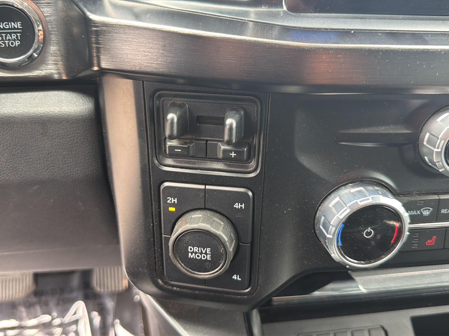 2023 Ford Super Duty F-550 DRW LARIAT