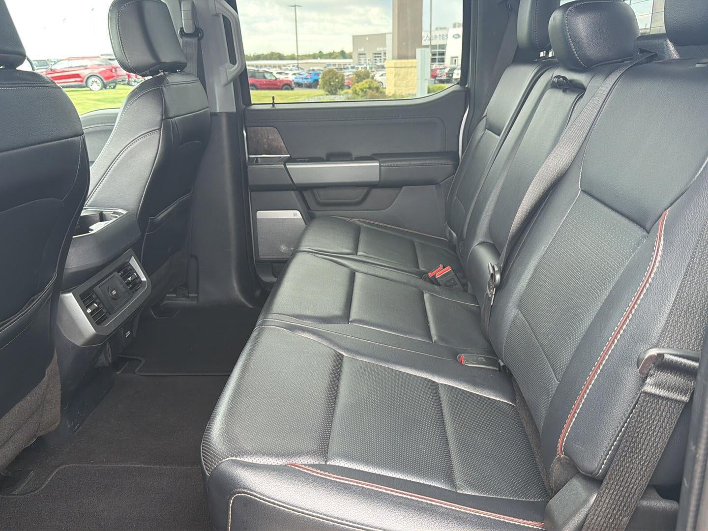 2023 Ford Super Duty F-550 DRW LARIAT