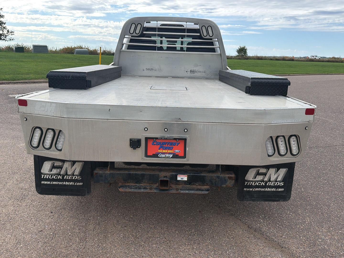 2023 Ford Super Duty F-550 DRW LARIAT