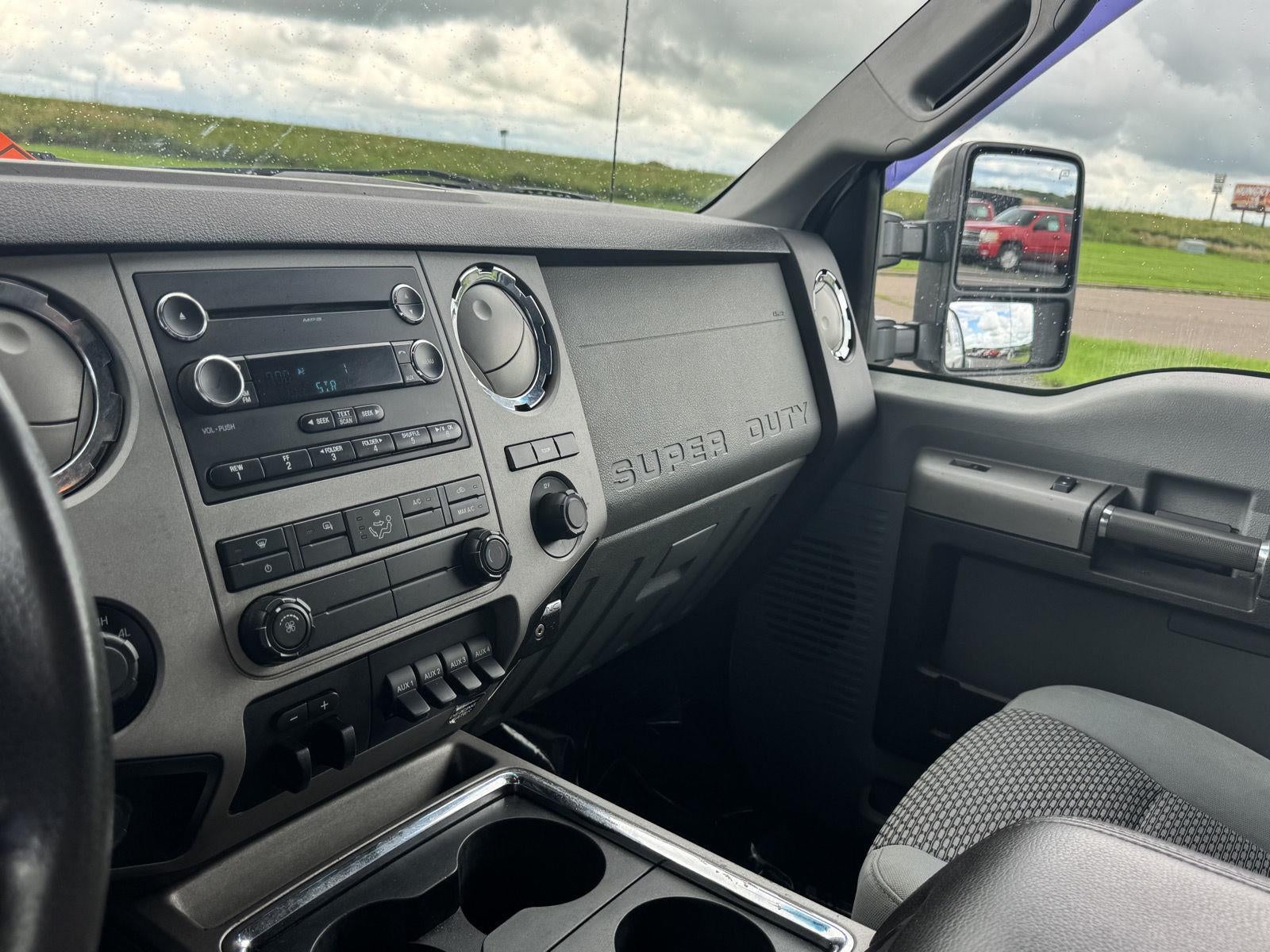 2013 Ford Super Duty F-550 DRW XLT