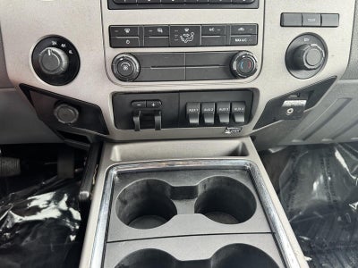 2013 Ford Super Duty F-550 DRW XLT
