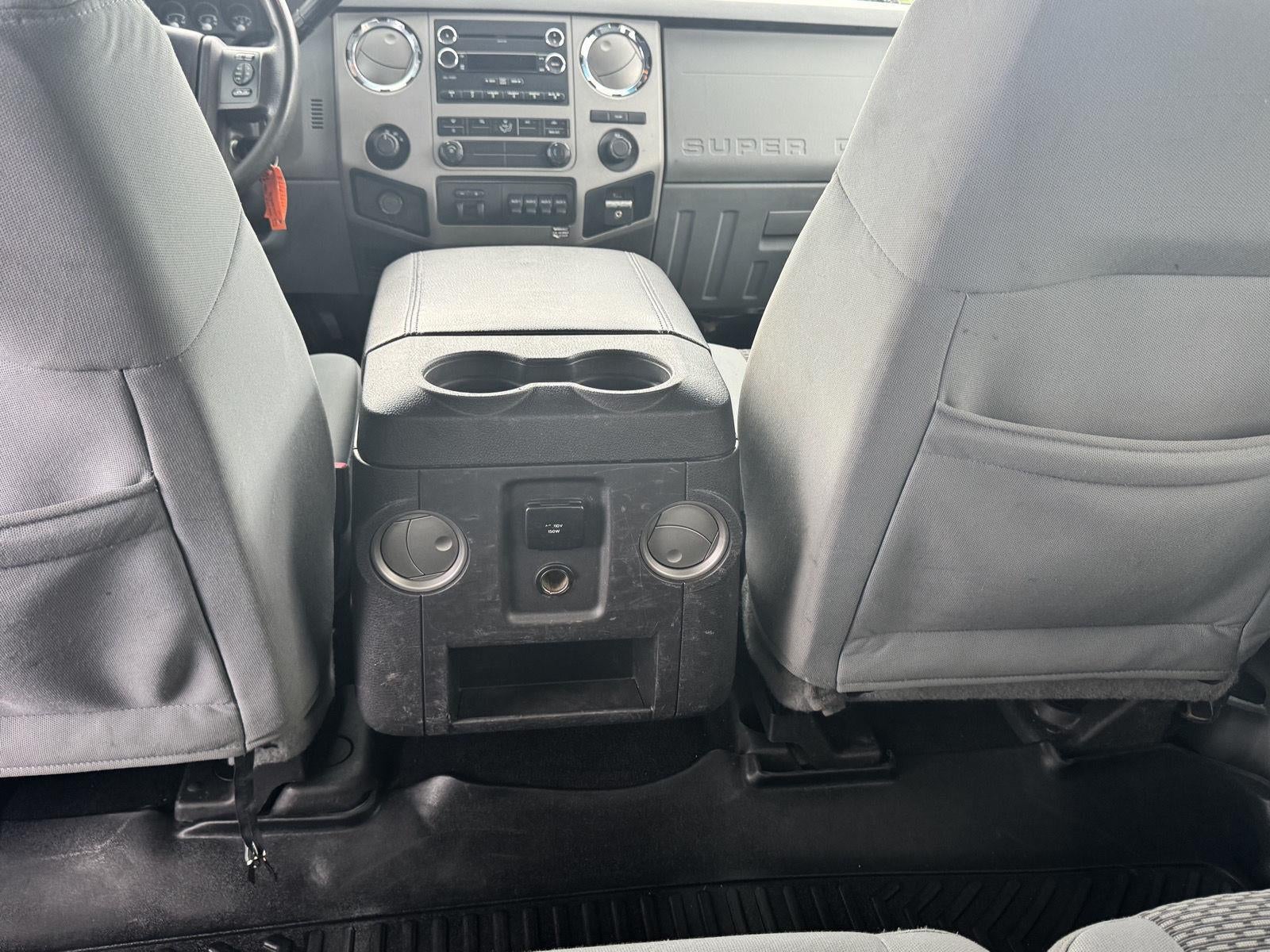 2013 Ford Super Duty F-550 DRW XLT