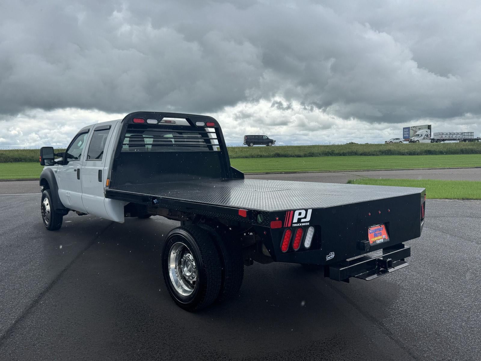 2013 Ford Super Duty F-550 DRW XLT