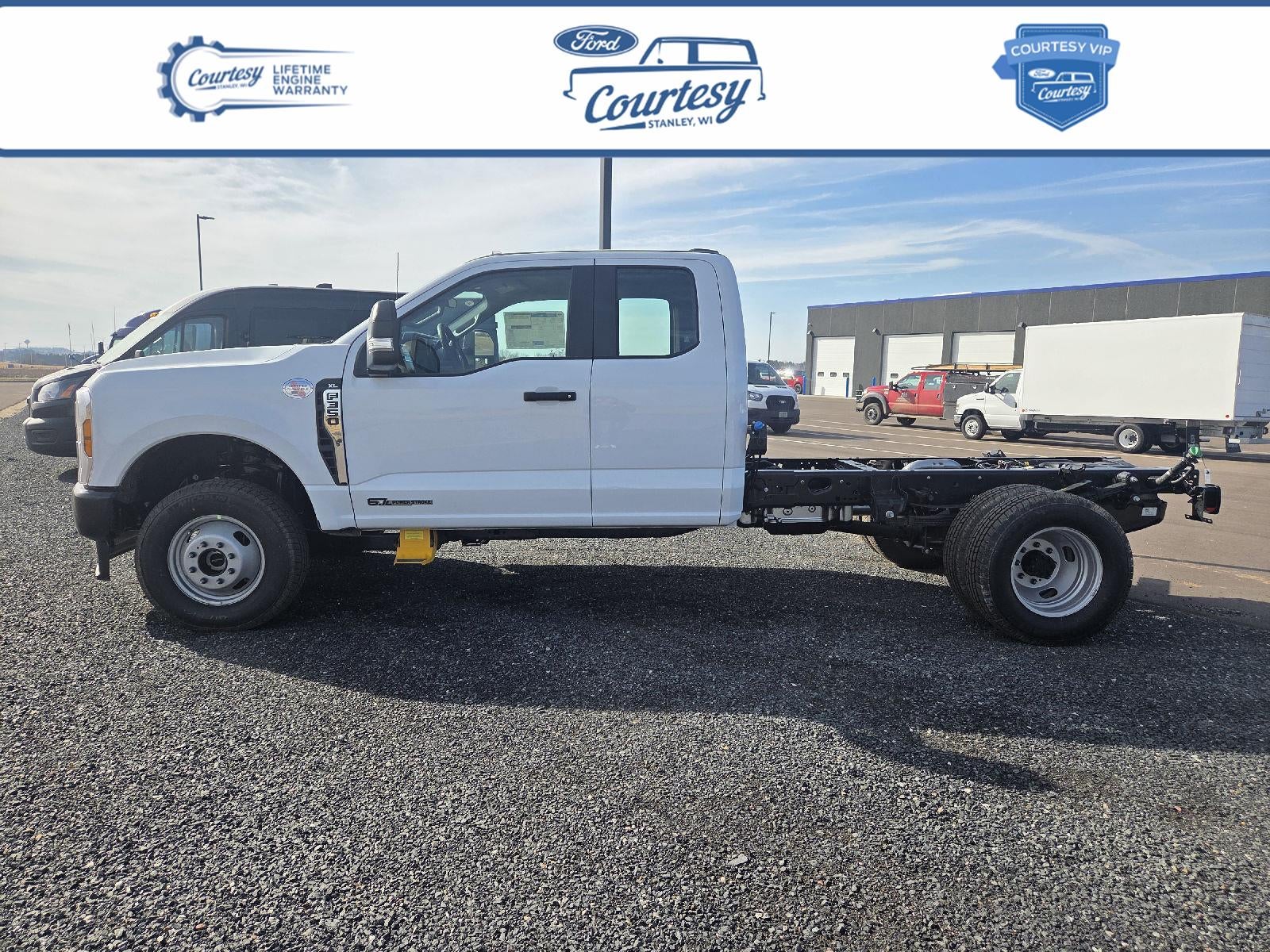 2026 Ford Super Duty F-350 DRW XL