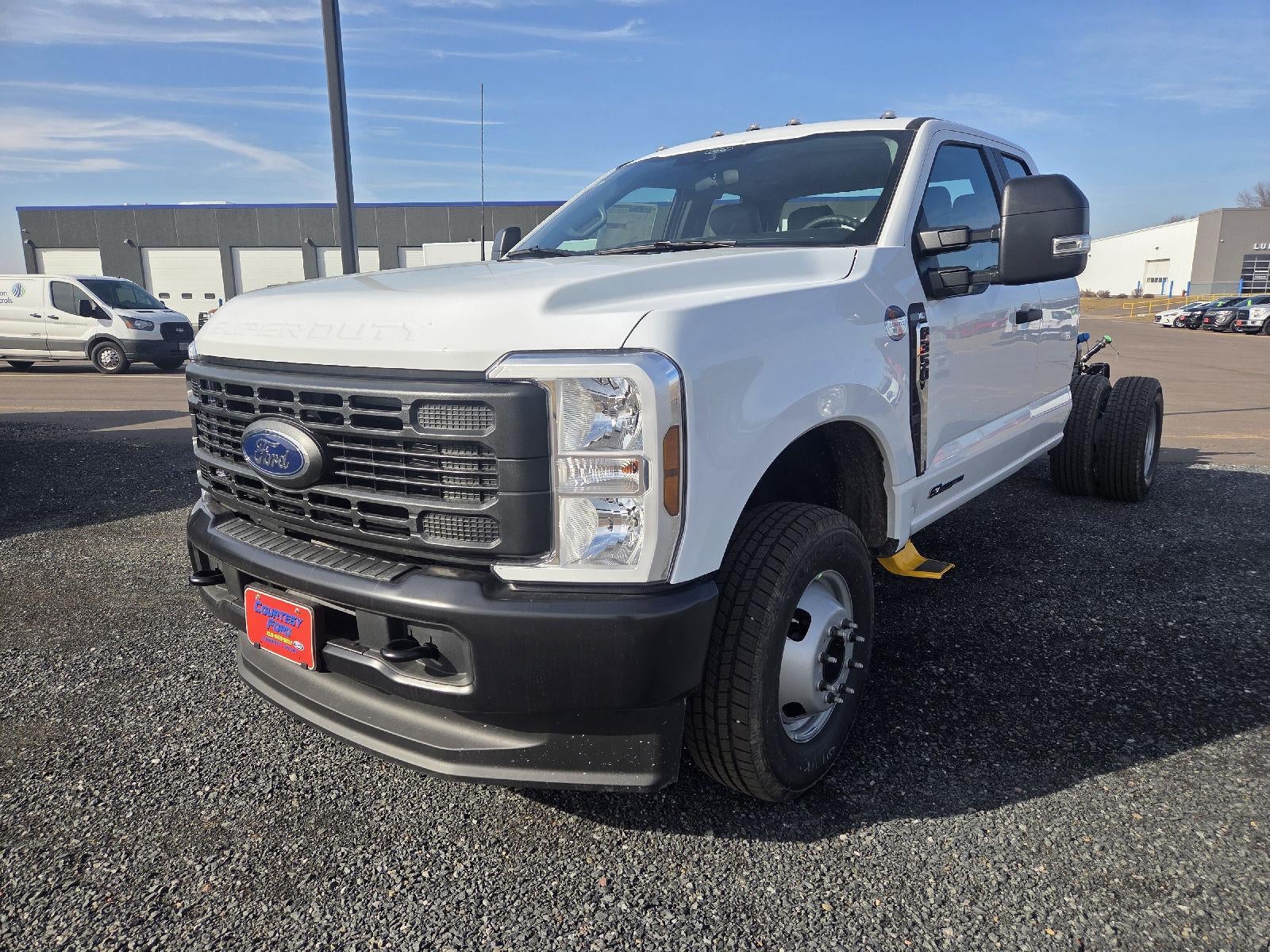 2026 Ford Super Duty F-350 DRW XL