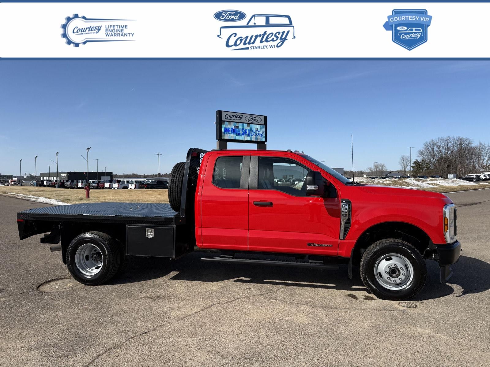 2024 Ford Super Duty F-350 DRW XL