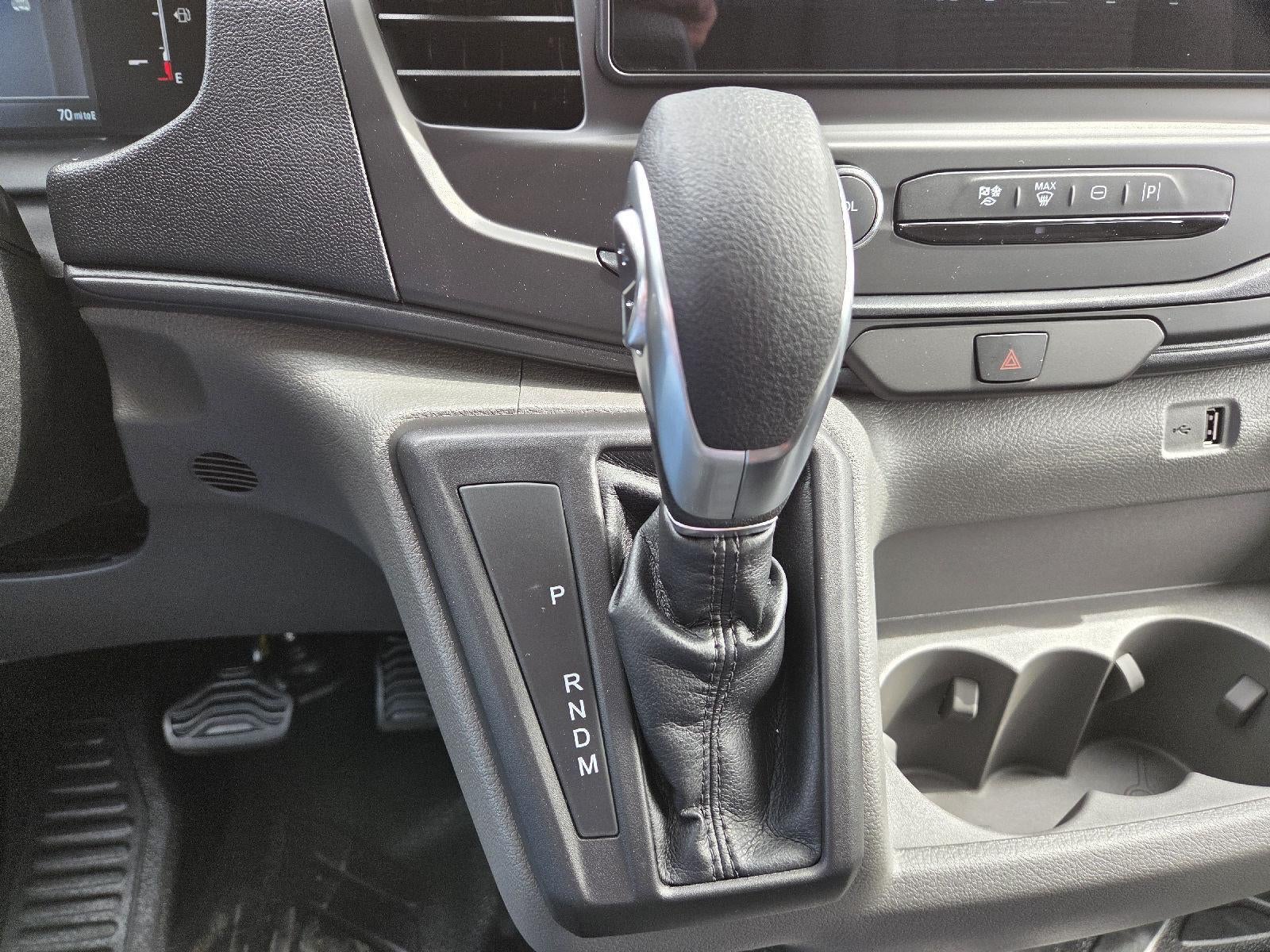 2027 Ford Transit Passenger Wagon XL