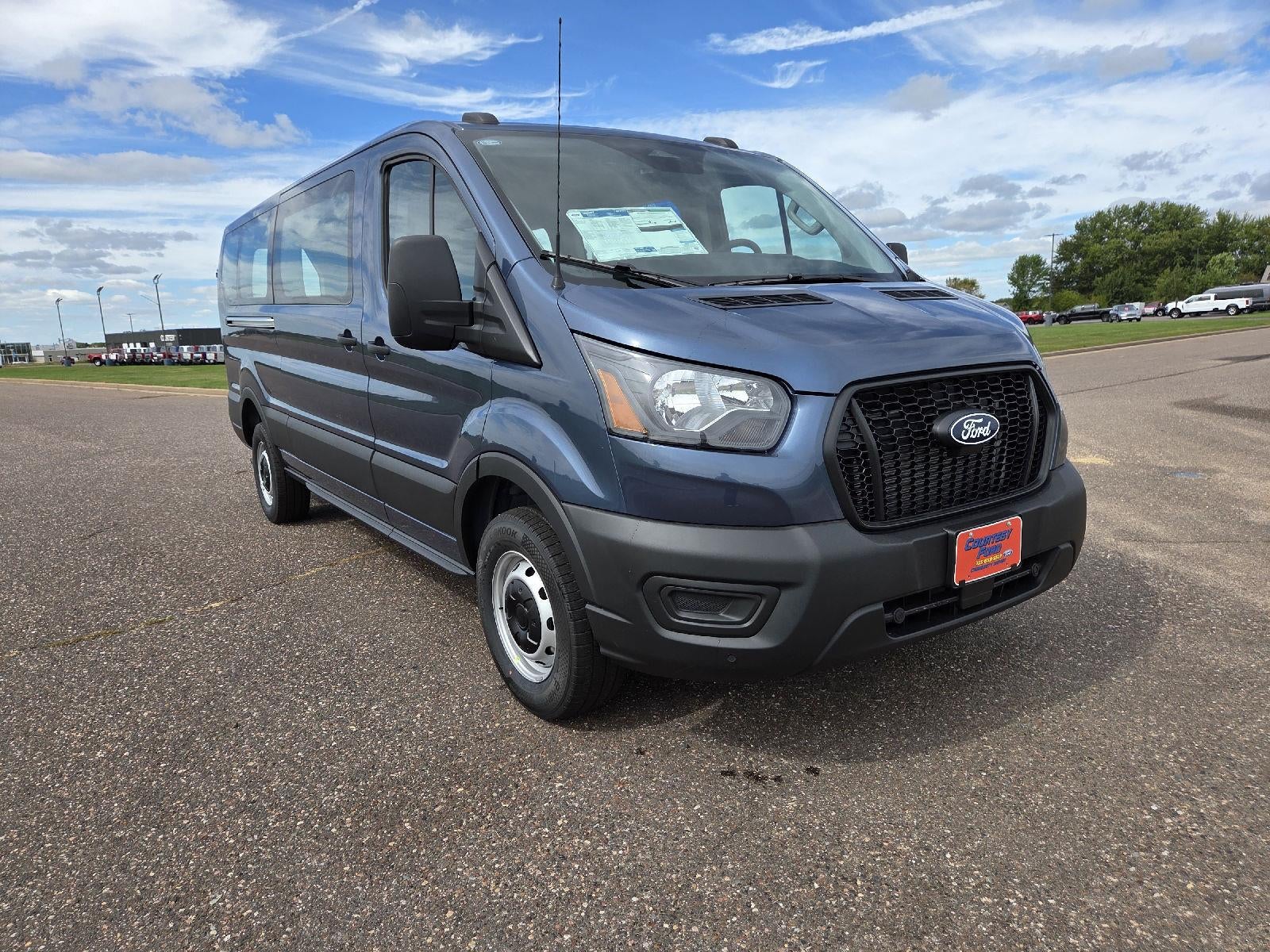 2027 Ford Transit Passenger Wagon XL