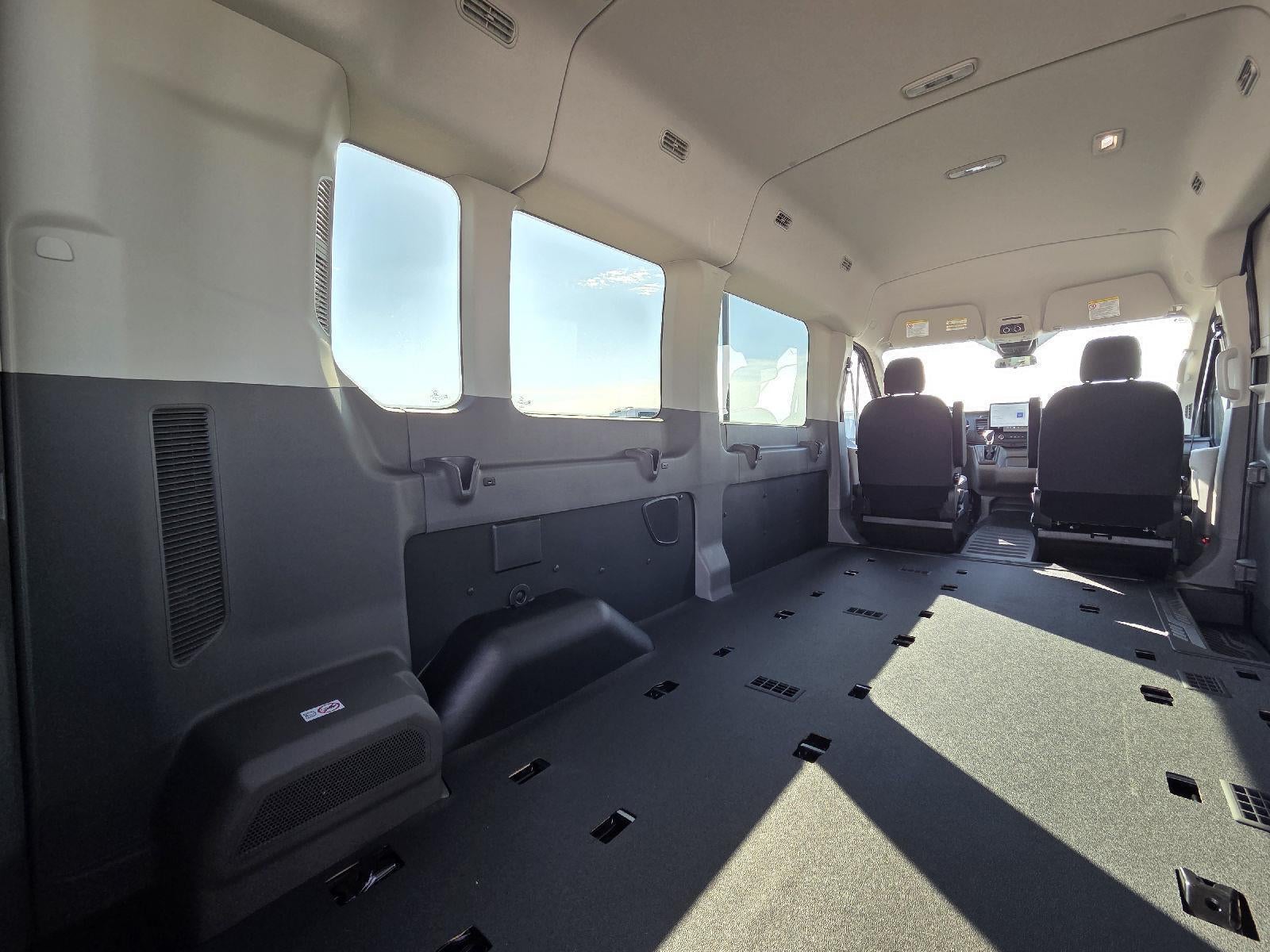 2026 Ford Transit Passenger Wagon XL