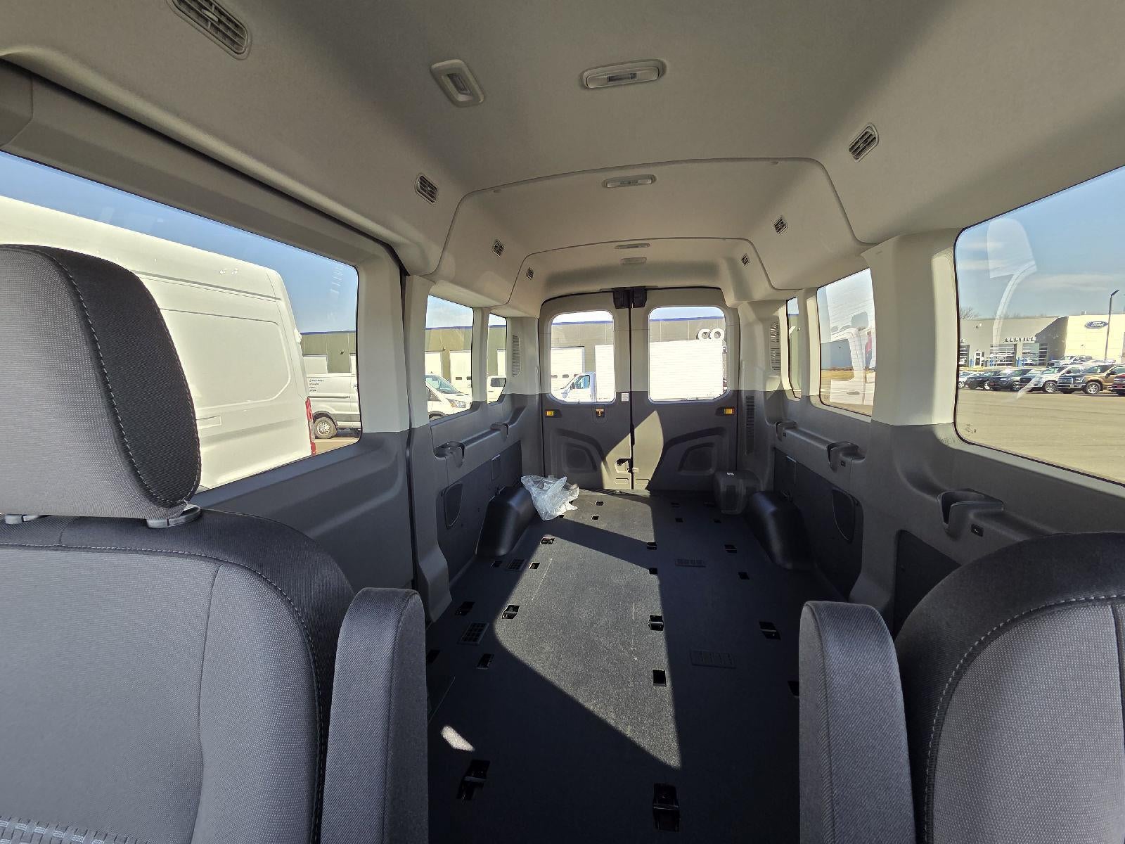 2026 Ford Transit Passenger Wagon XL