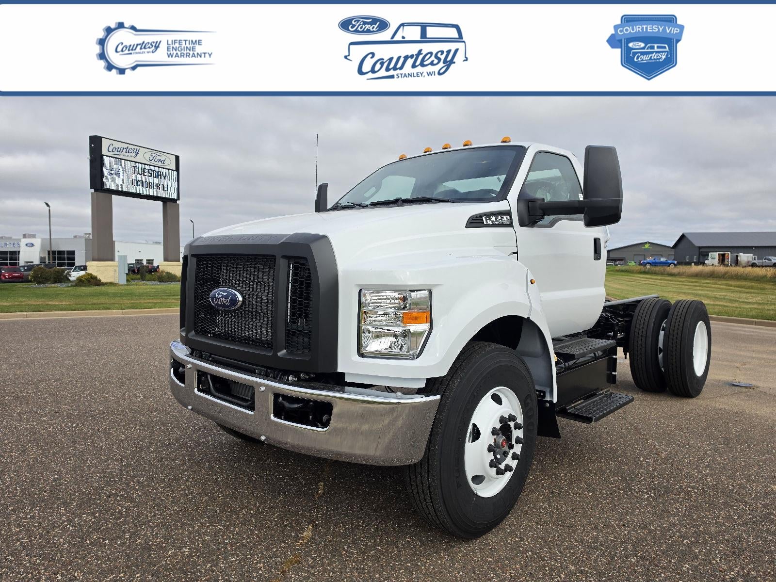 2027 Ford F-650 Straight Frame Gas F-650 SD Gas Straight Frame