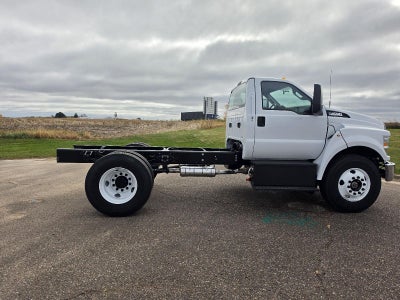 2027 Ford F-650 Straight Frame Gas F-650 SD Gas Straight Frame