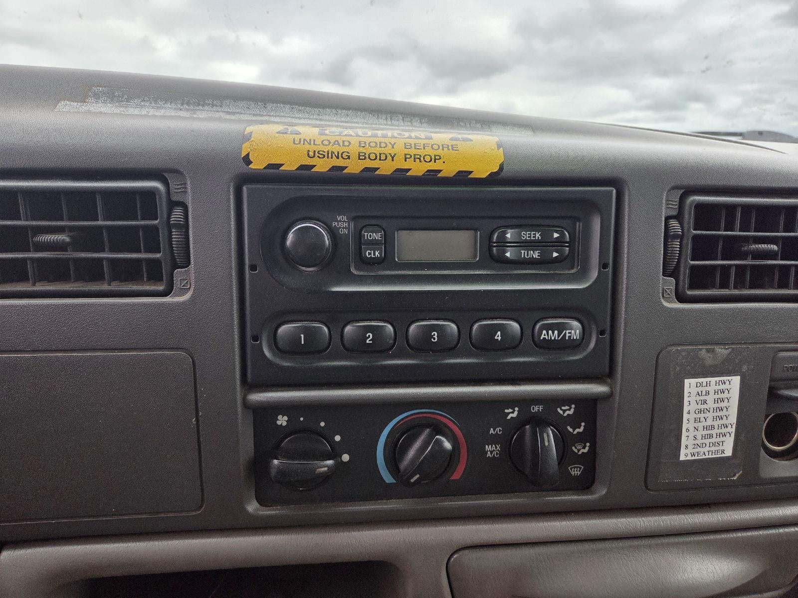 2001 Ford Super Duty F-450 XLT