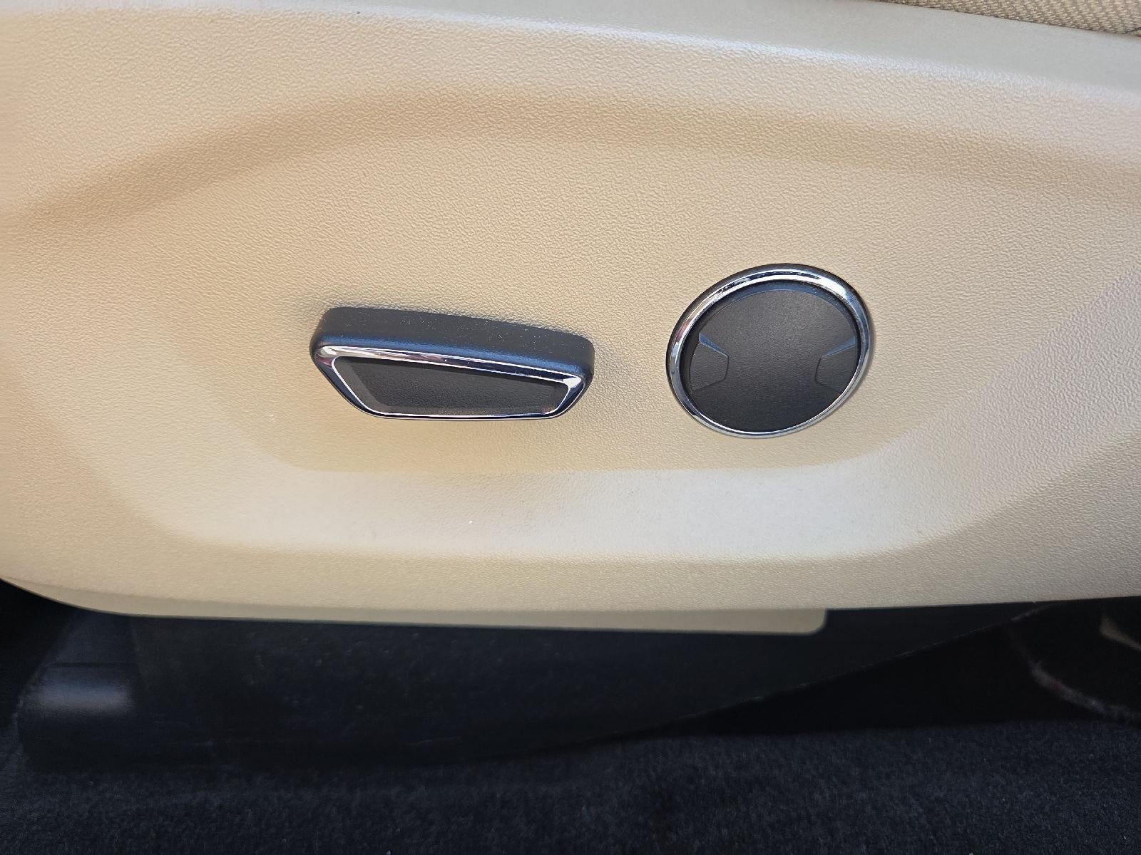 2017 Ford Explorer Base