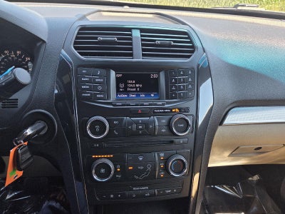 2017 Ford Explorer Base