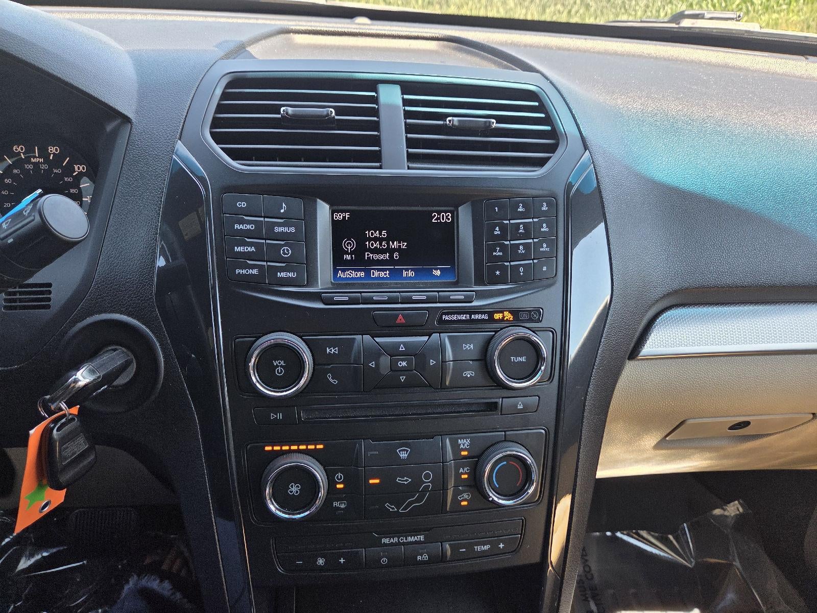 2017 Ford Explorer Base