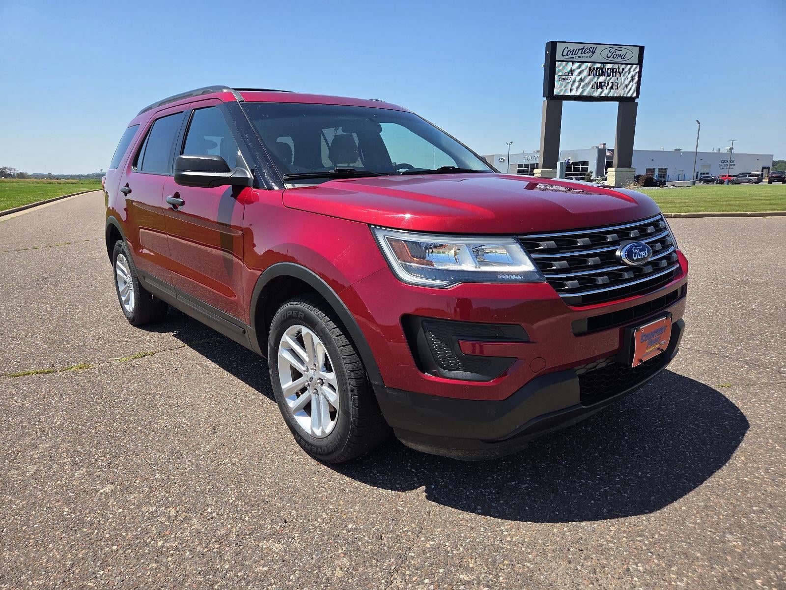 2017 Ford Explorer Base