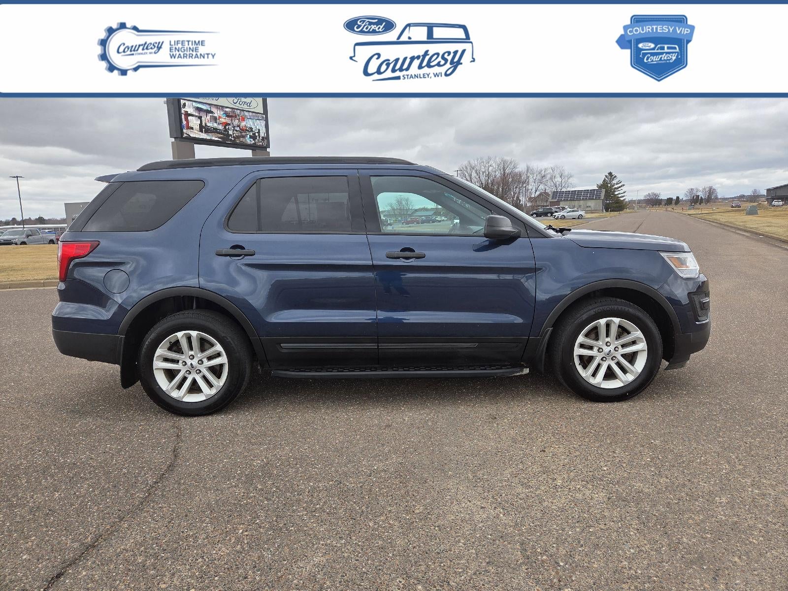 2016 Ford Explorer Base