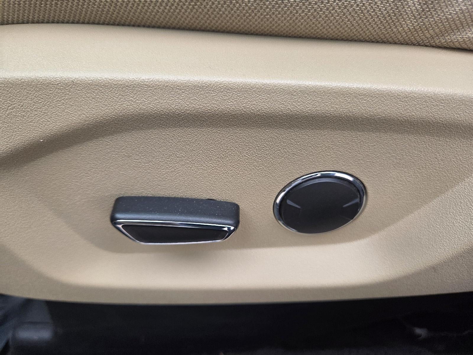 2016 Ford Explorer Base