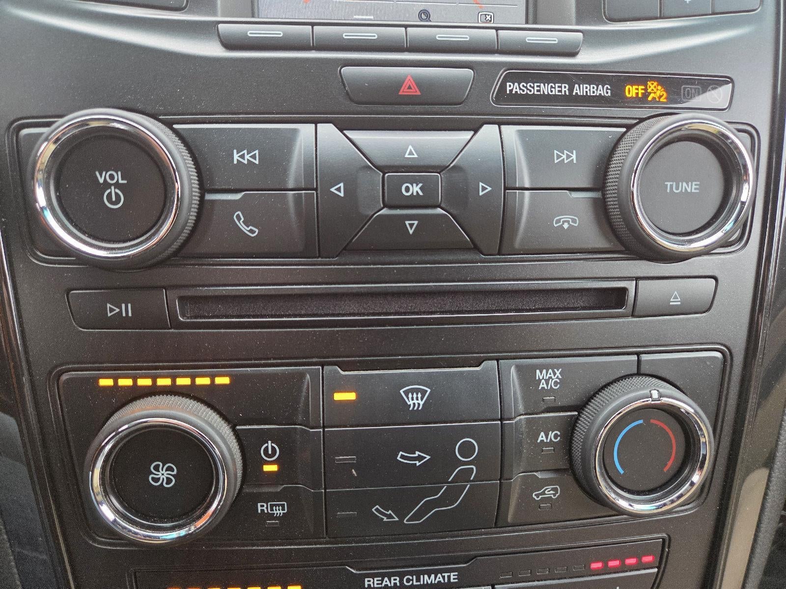 2016 Ford Explorer Base