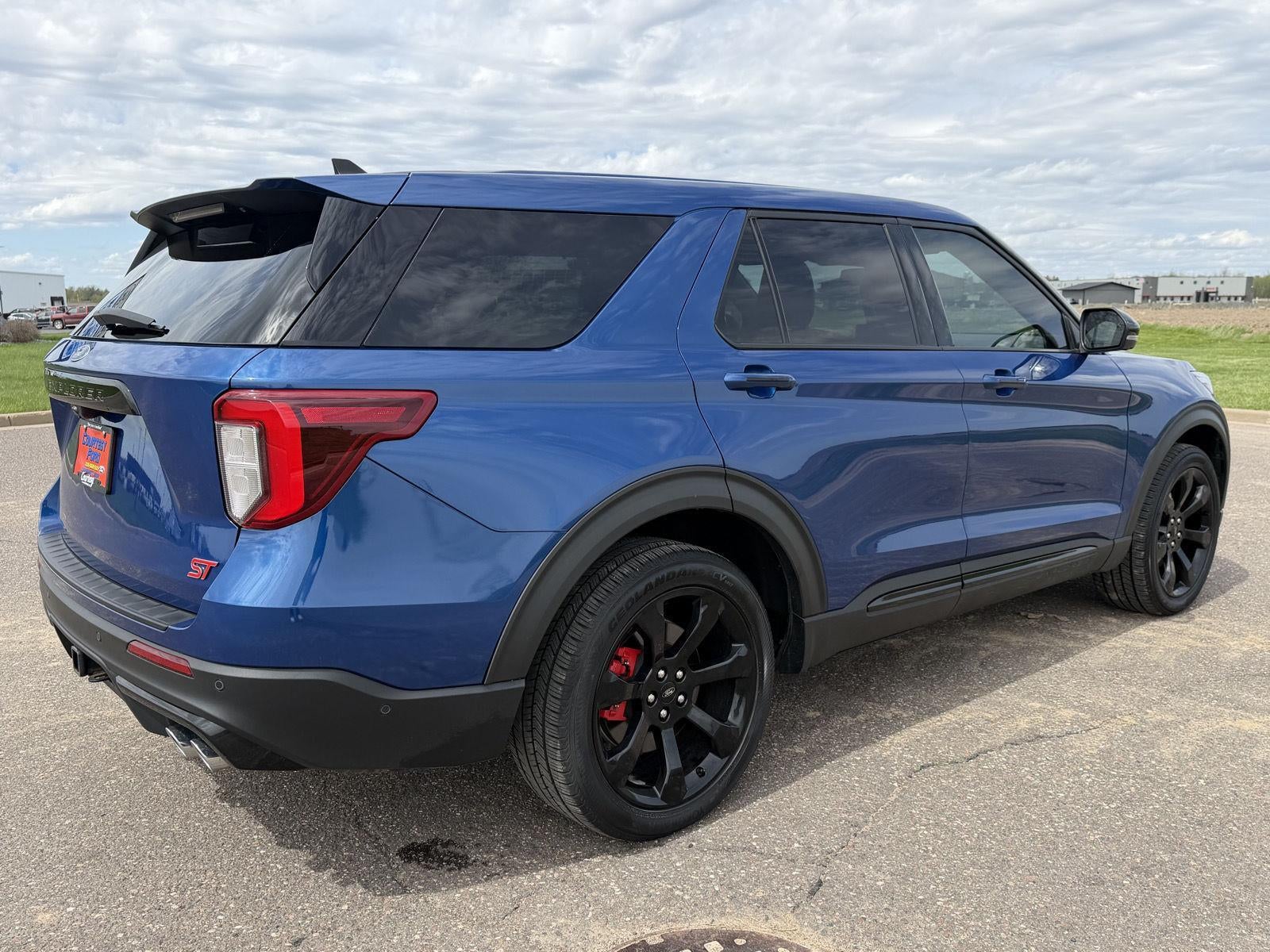 2022 Ford Explorer ST