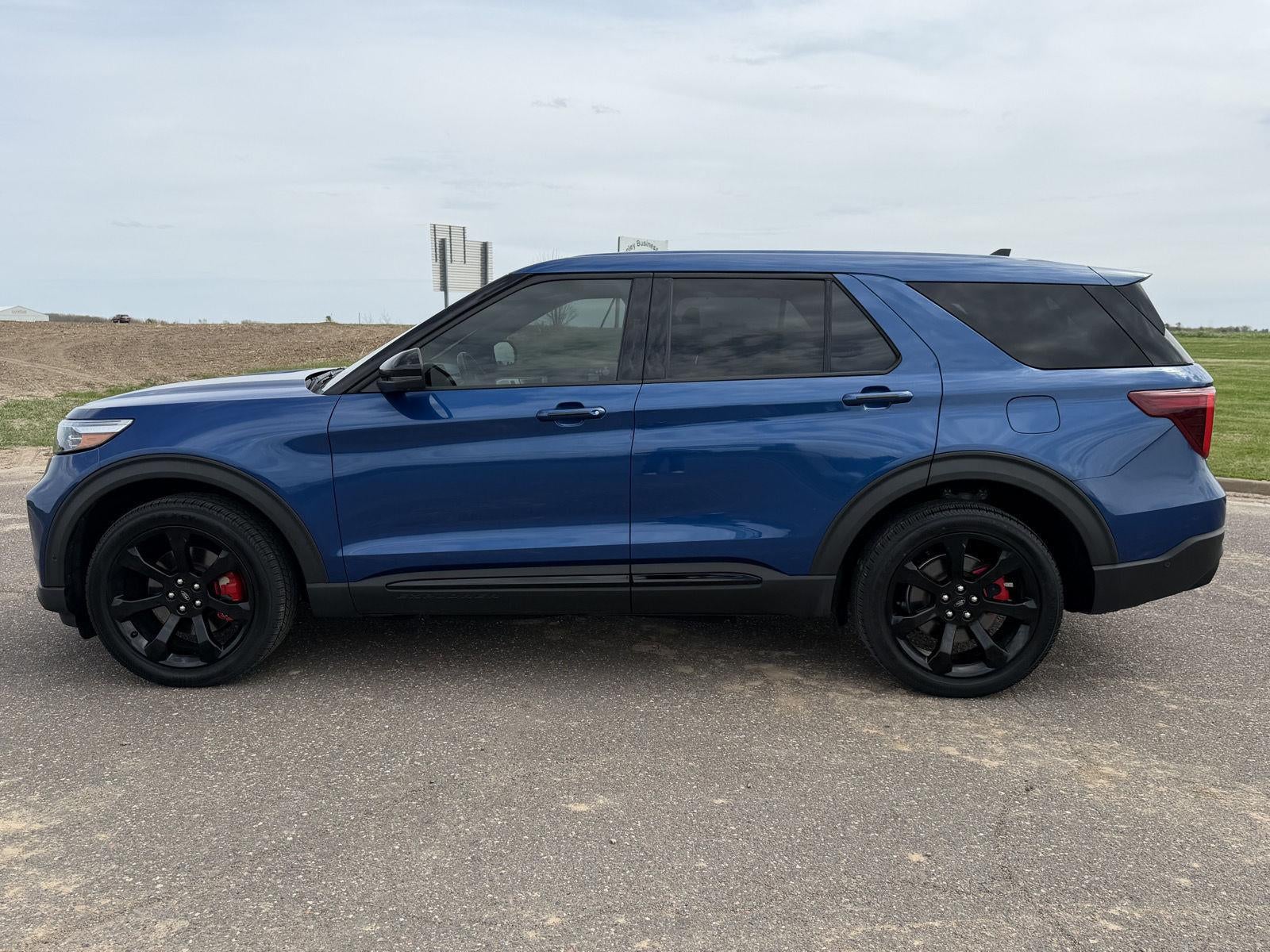 2022 Ford Explorer ST
