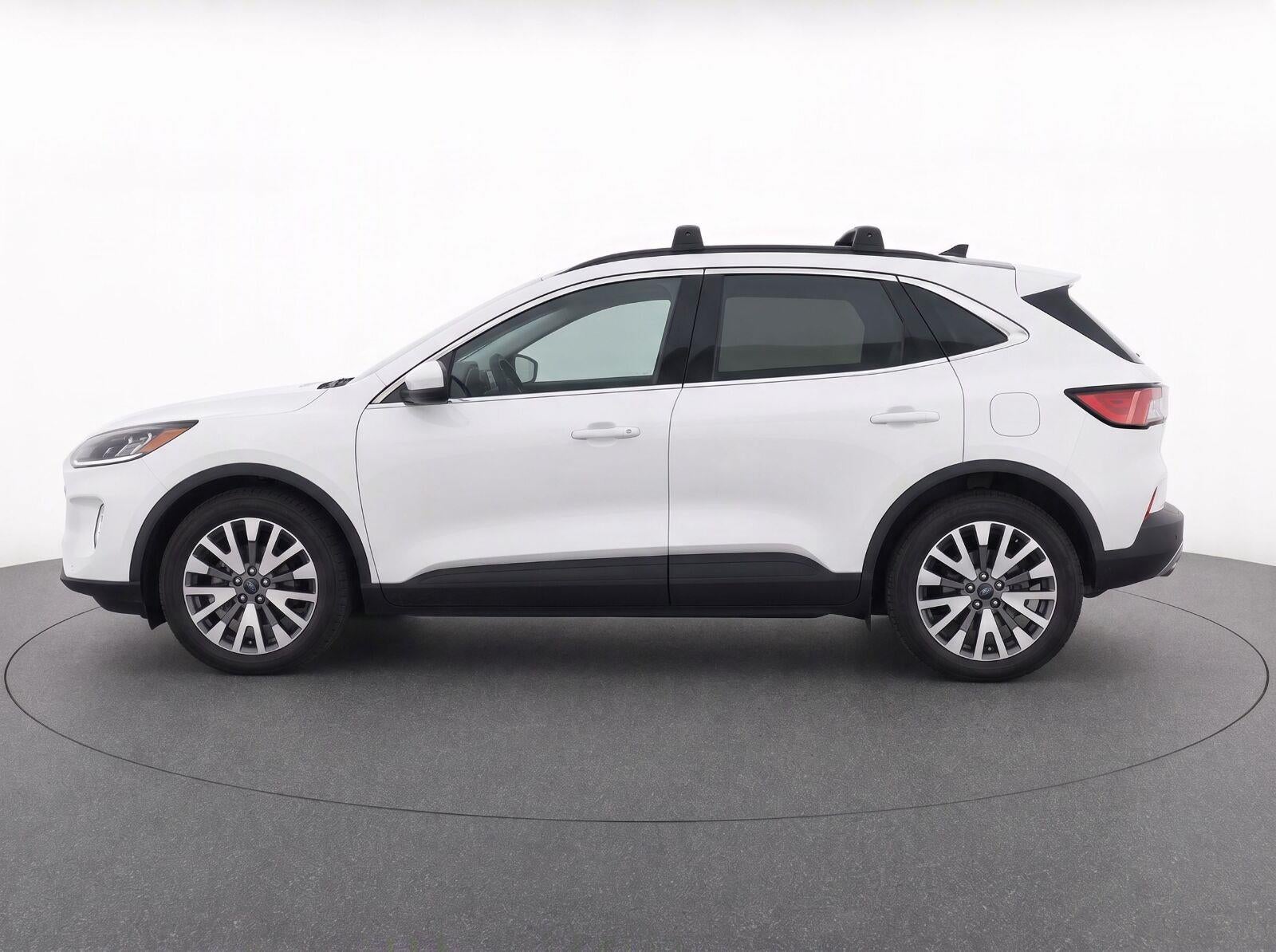2022 Ford Escape Titanium Hybrid