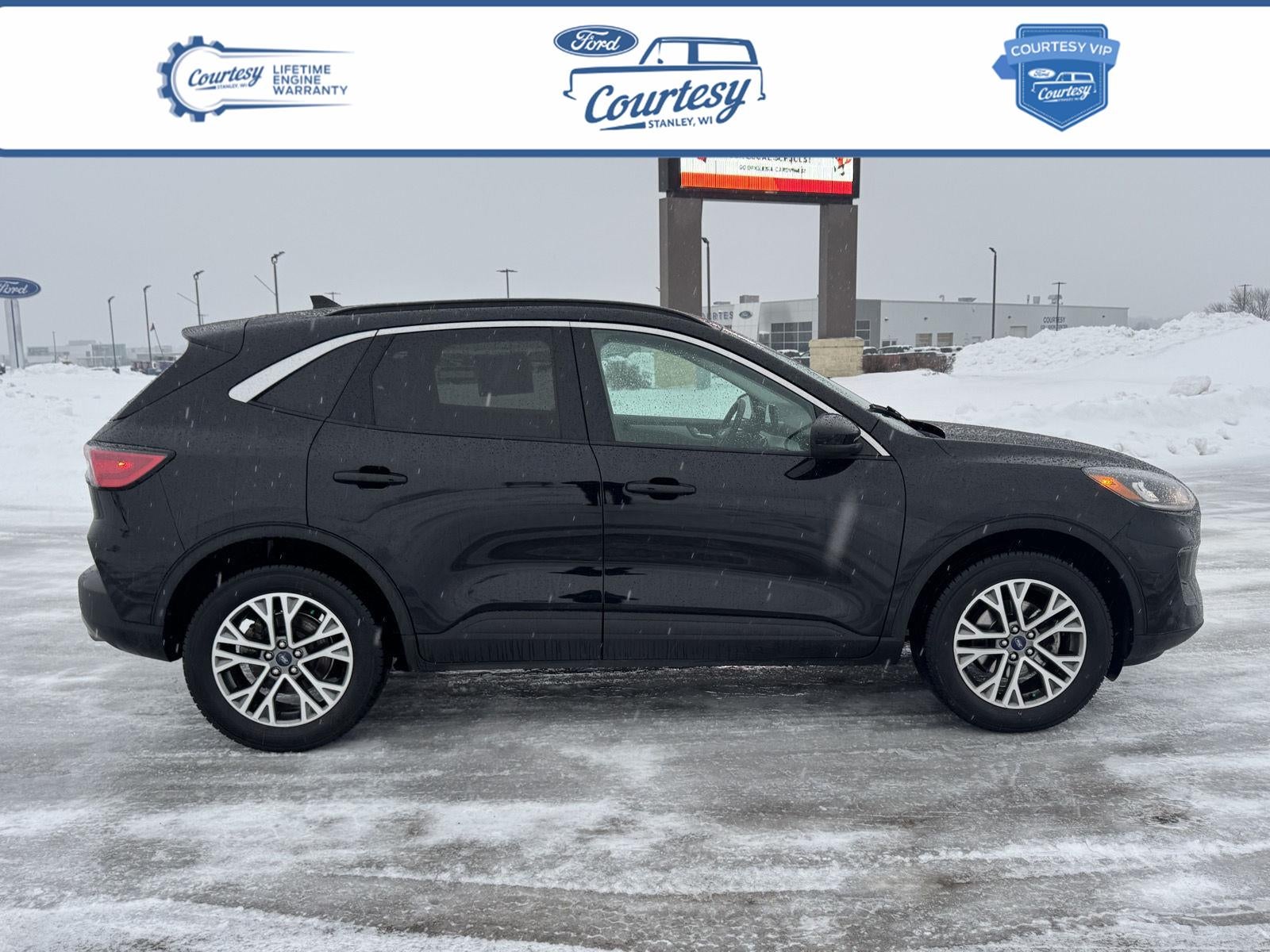 2022 Ford Escape SEL