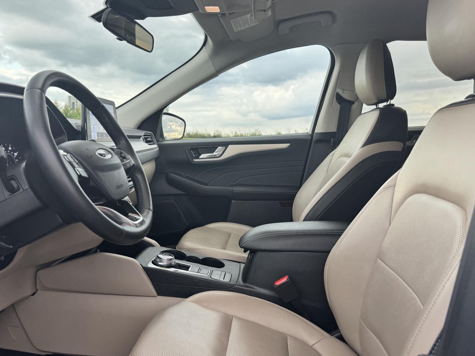 2021 Ford Escape SEL