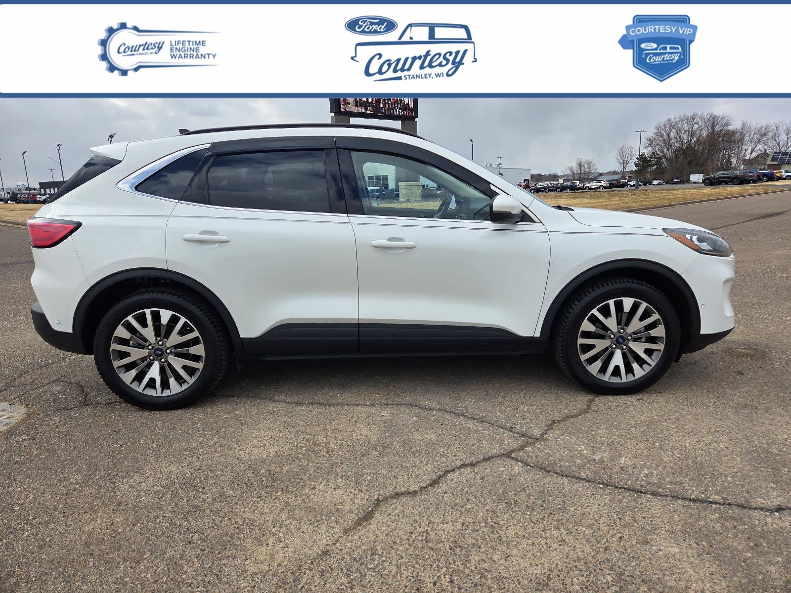 2020 Ford Escape Titanium