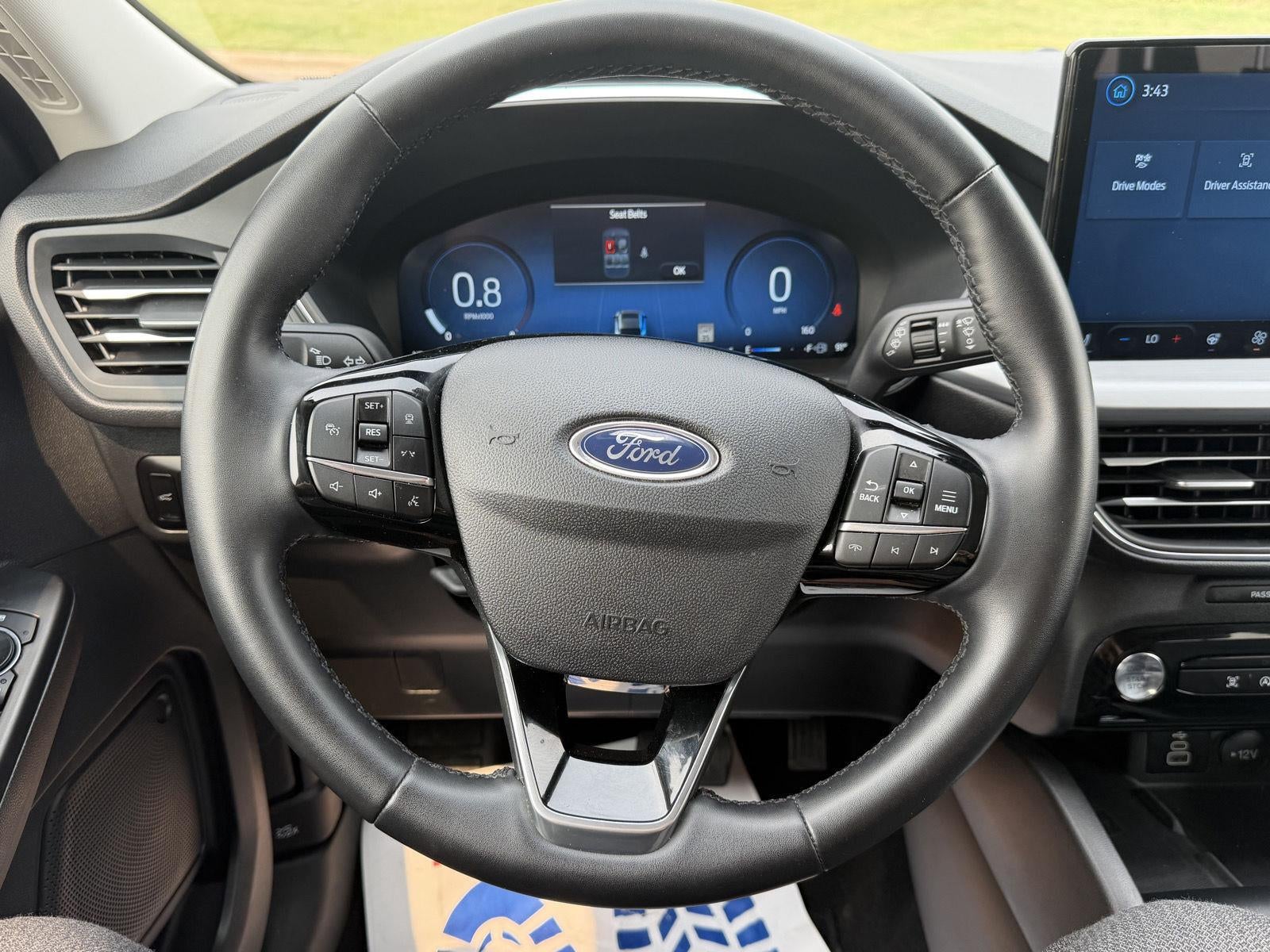 2025 Ford Escape Platinum