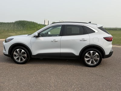 2025 Ford Escape Platinum
