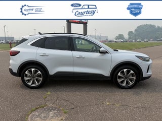 2025 Ford Escape Platinum