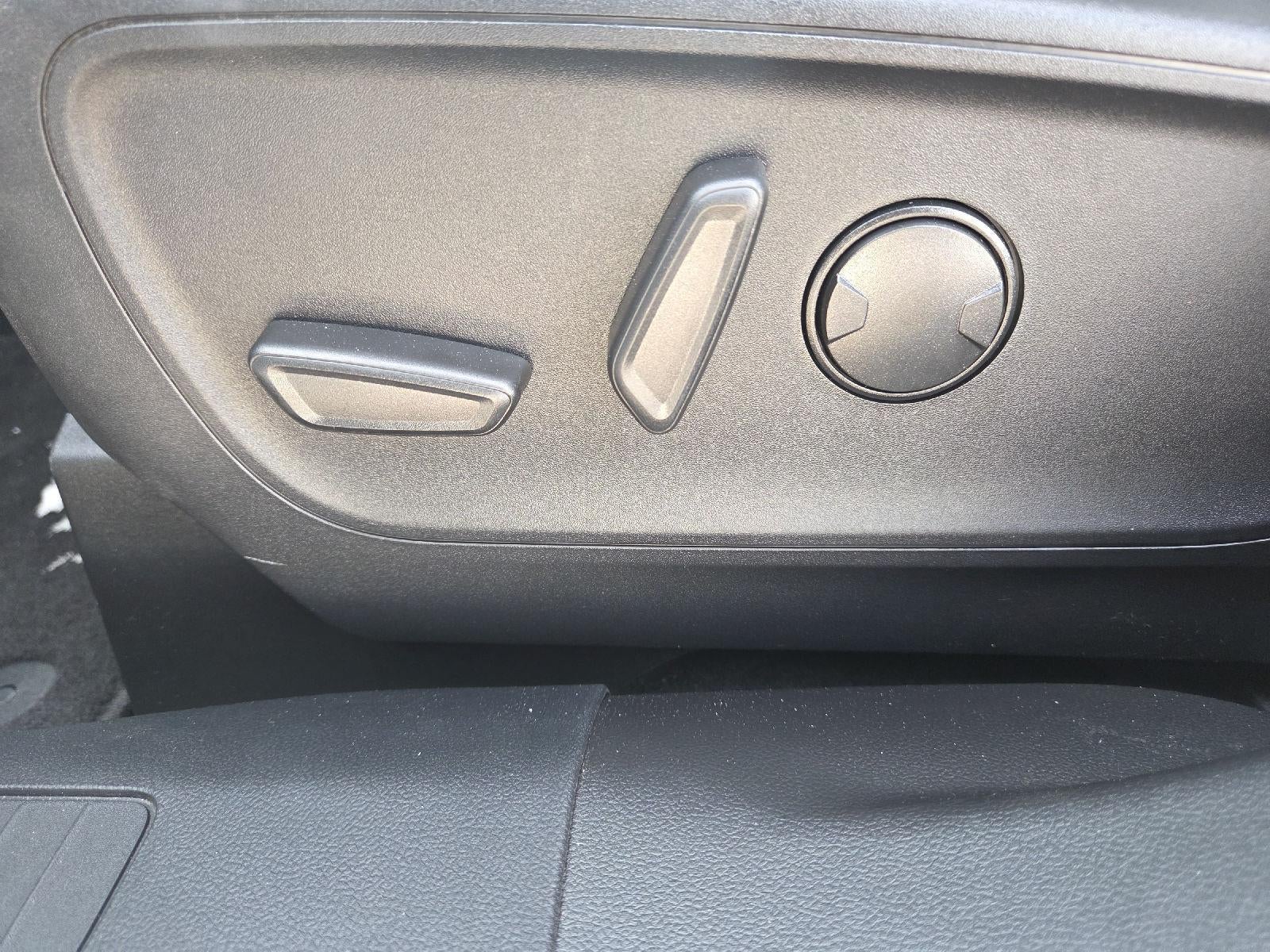 2026 Ford Escape Platinum